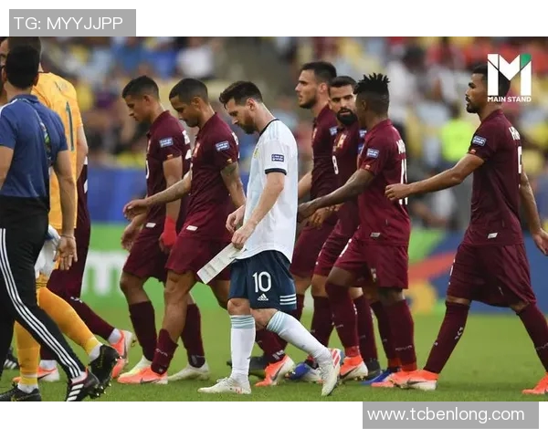 足球比赛中场休息时间的长短及其对比赛节奏的影响分析 足球比赛中场休息时间的长短及其对比赛节奏的影响分析